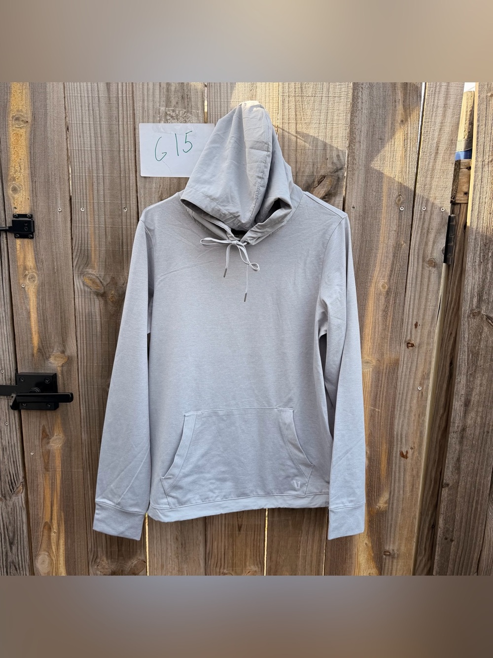 Vuori Light Gray Pullover Hoodie - Men's Casual Hooded Sweatshirt
